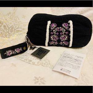 BNWT anna sui pouch